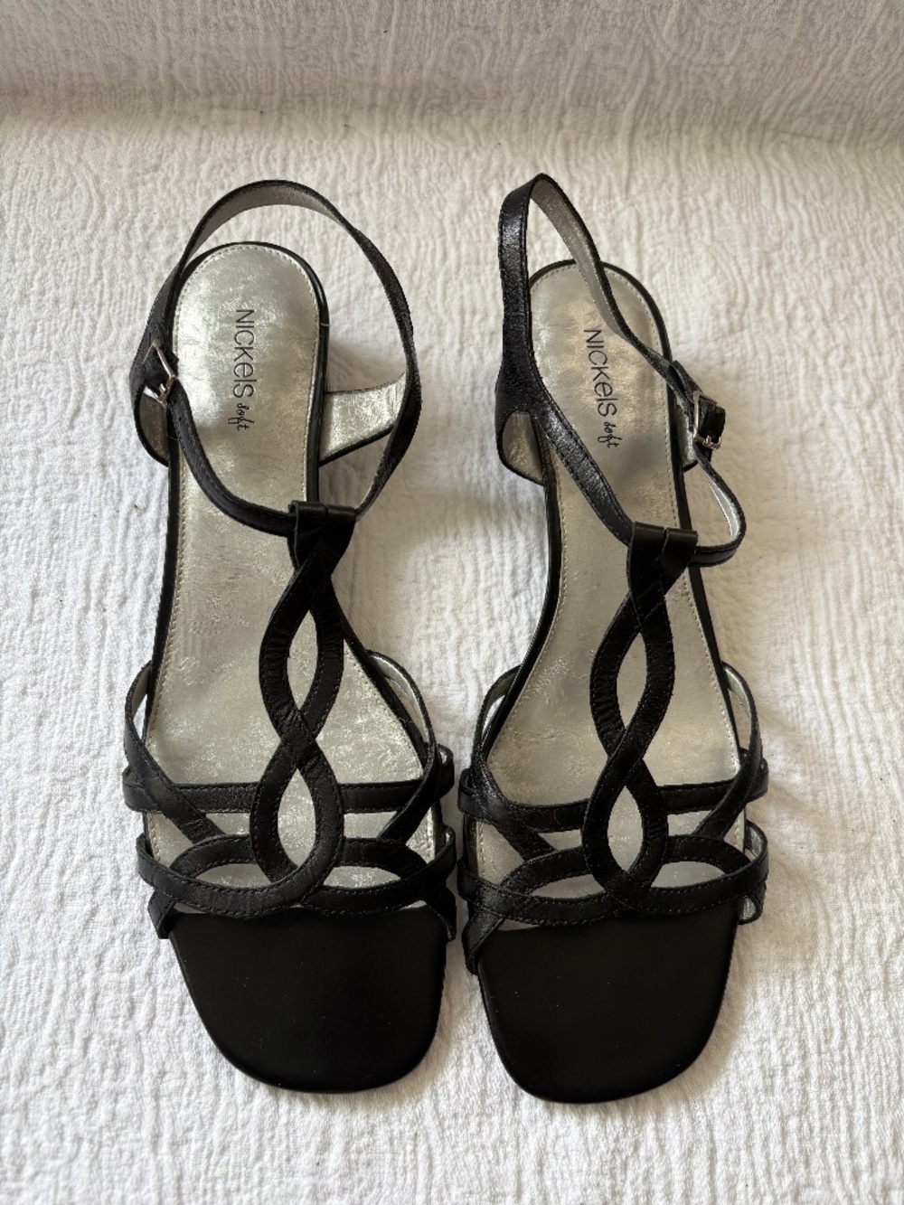 Nickels Soft strappy sandals